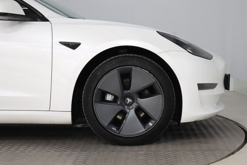 Tesla Model 3, 2021