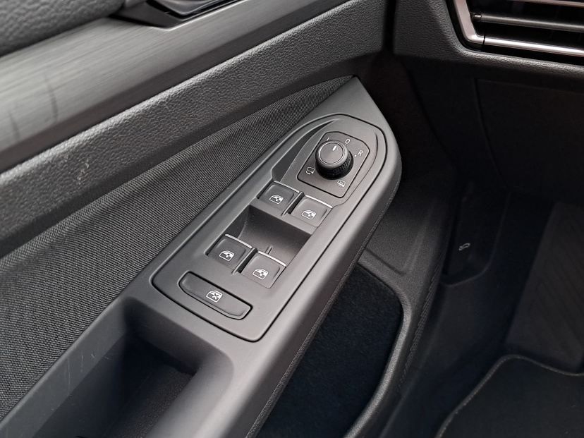 Volkswagen Golf, 2021