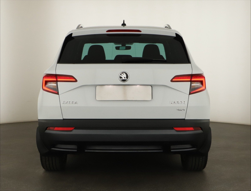 Škoda Karoq, 2018
