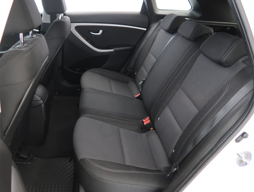 Hyundai i30, 2016