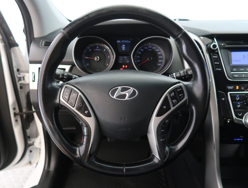 Hyundai i30, 2016
