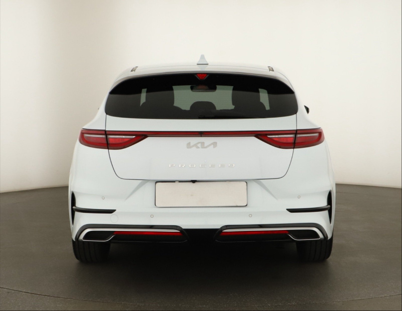 Kia ProCeed, 2023