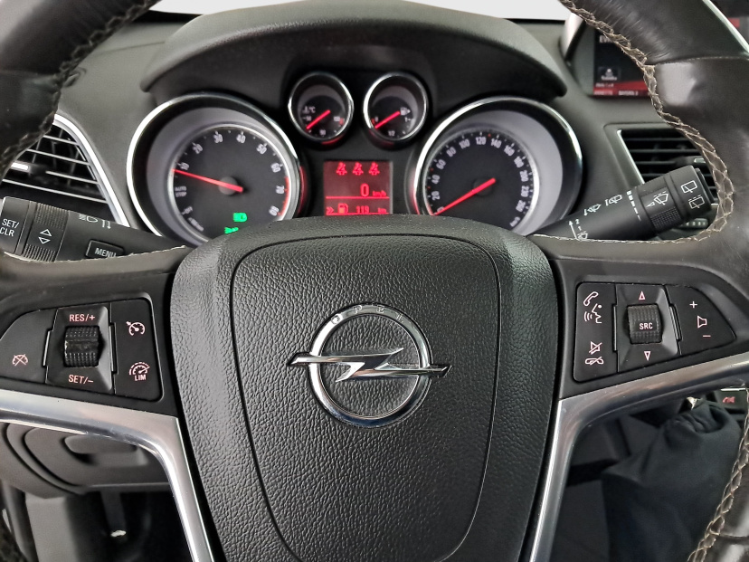 Opel Mokka, 2013