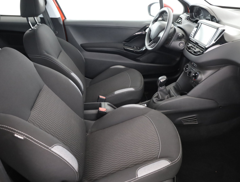Peugeot 208, 2016