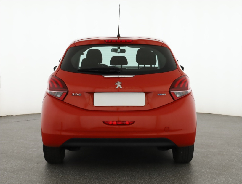 Peugeot 208, 2016
