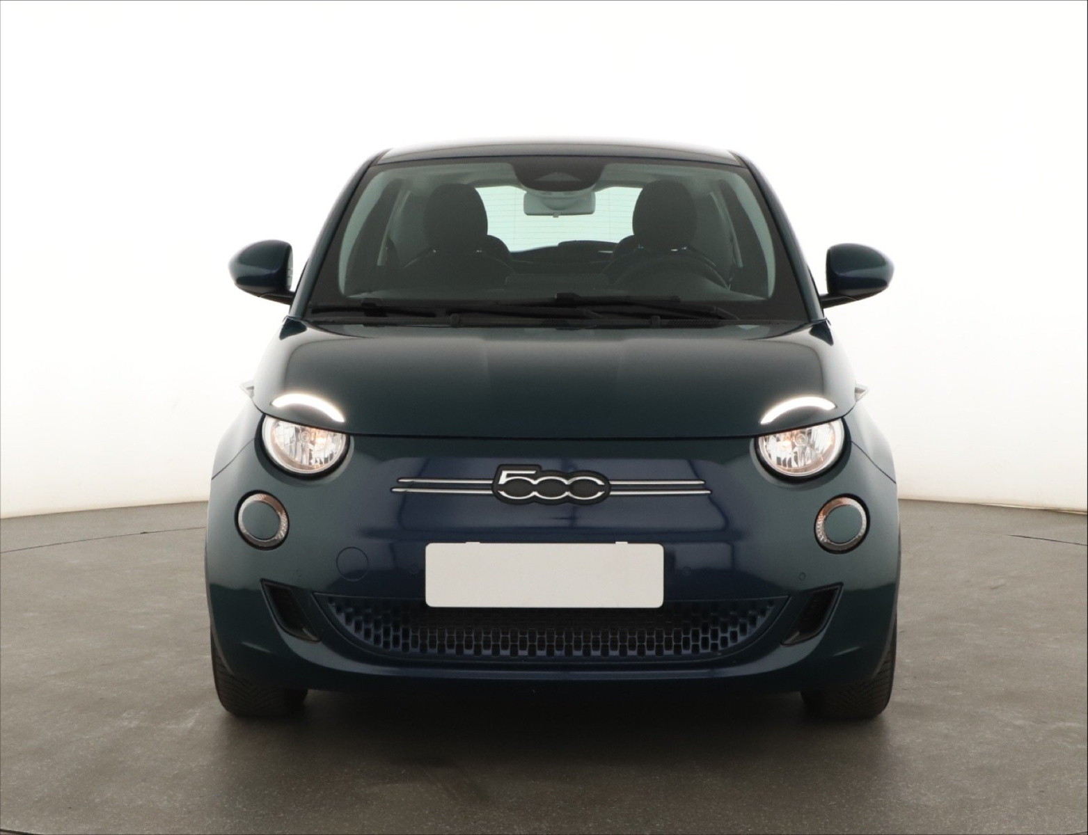 Fiat 500e 42 kWh, 2023 2