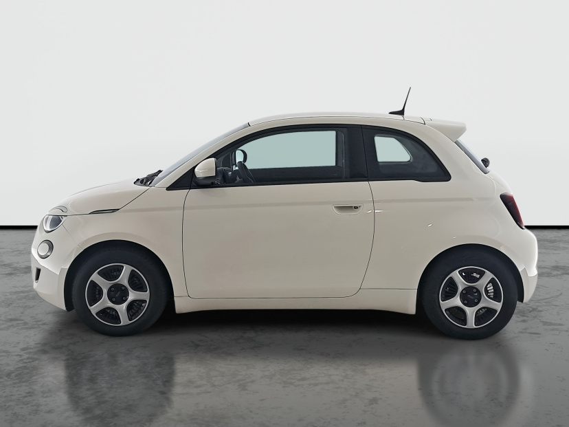 Fiat 500e, 2021