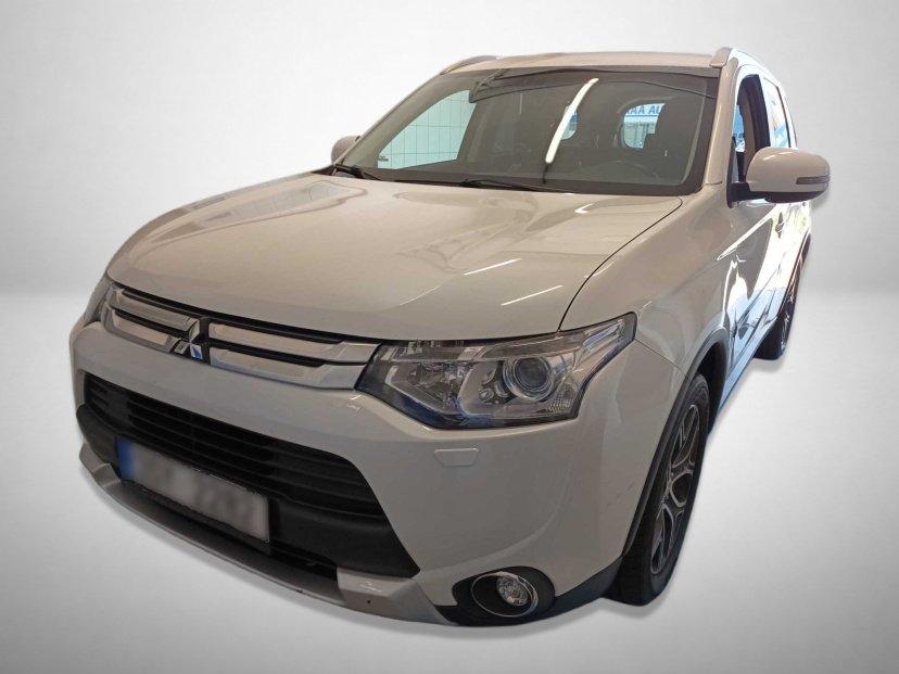 Mitsubishi Outlander, 2016