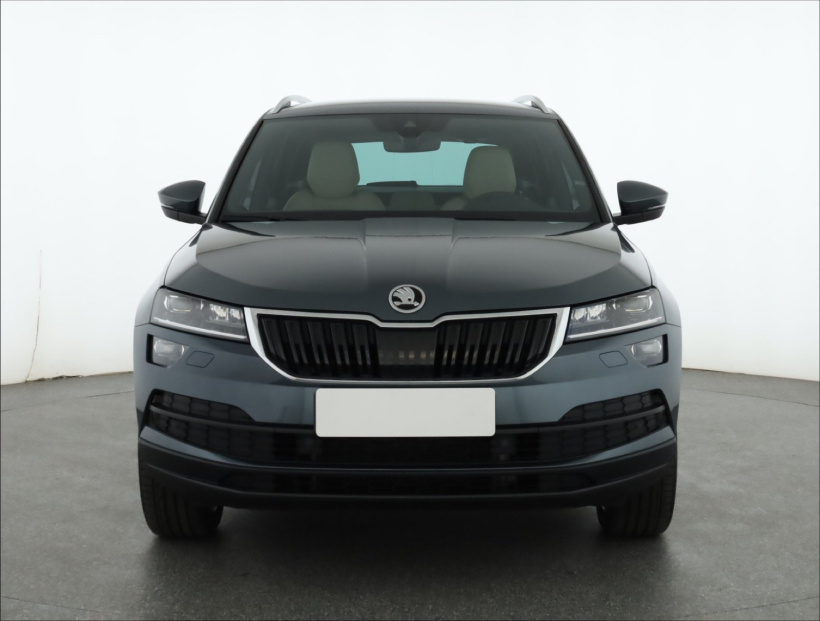 Škoda Karoq, 2017