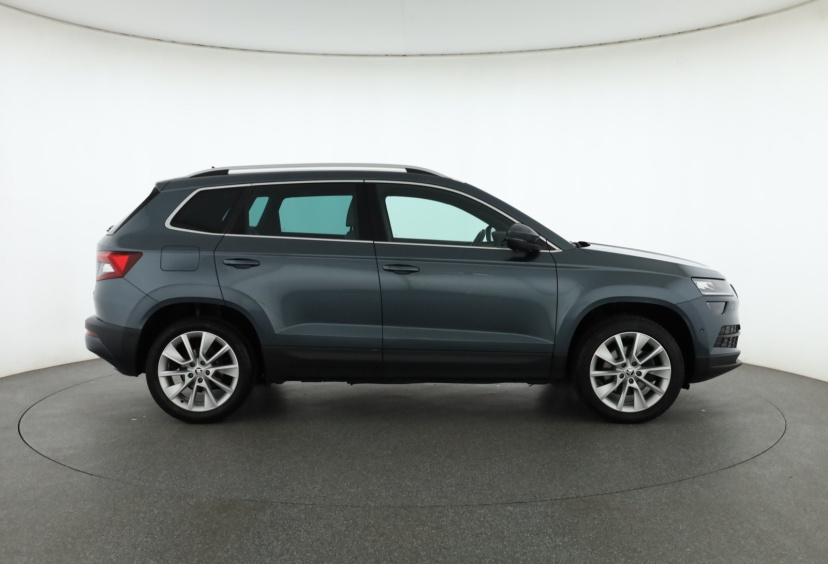 Škoda Karoq, 2017