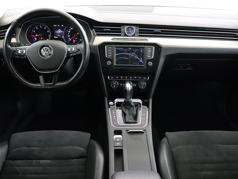 Volkswagen Passat, 2016