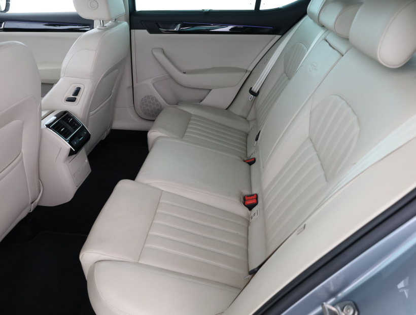 Škoda Superb, 2015