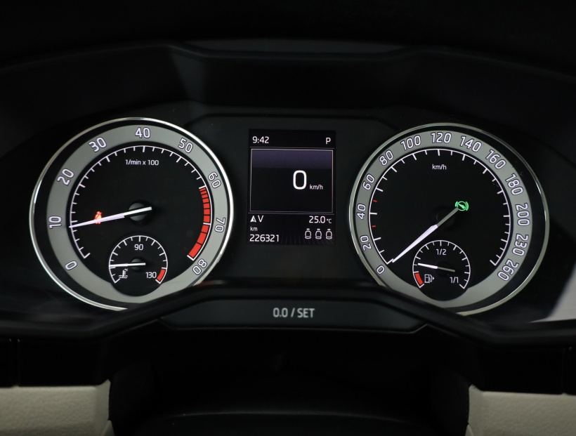 Škoda Superb, 2015