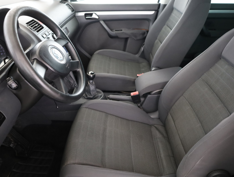 Volkswagen Touran, 2006