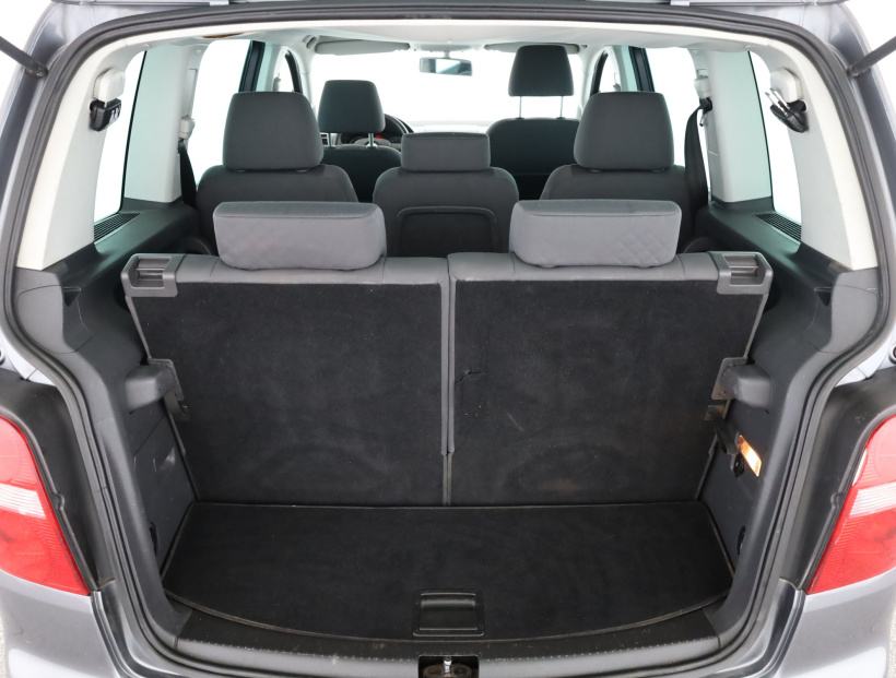 Volkswagen Touran, 2006