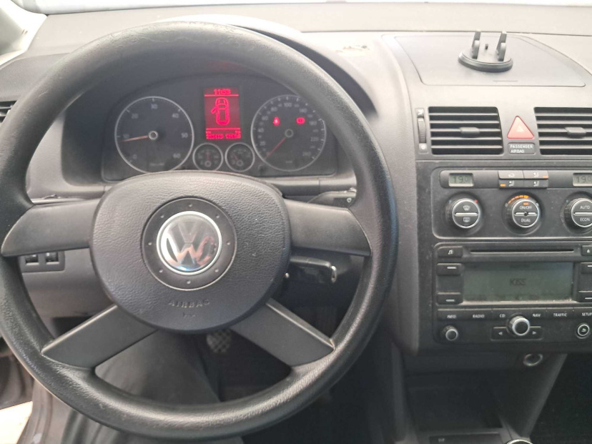 Volkswagen Touran, 2006