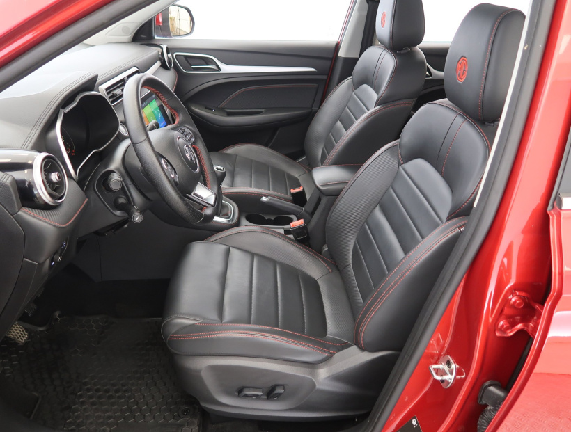 MG ZS SUV, 2023