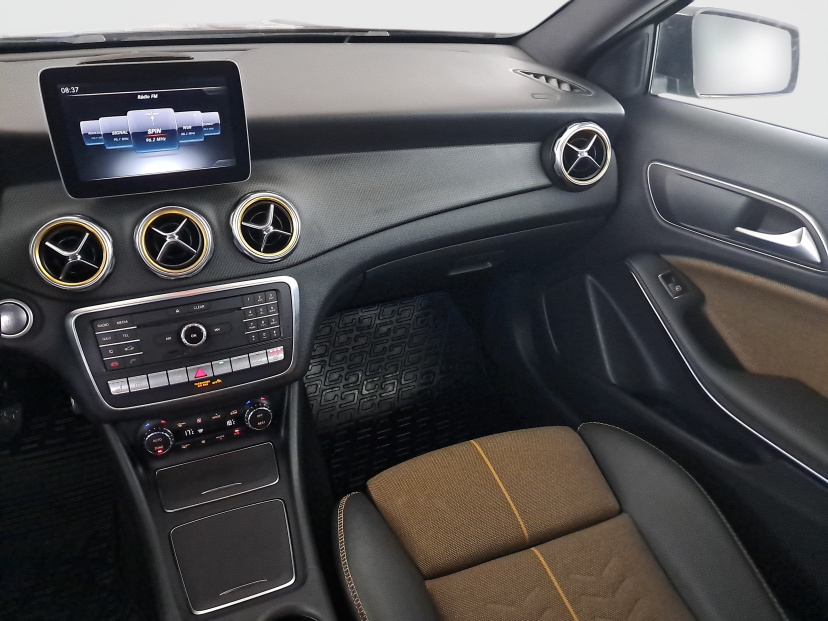 Mercedes-Benz GLA, 2017