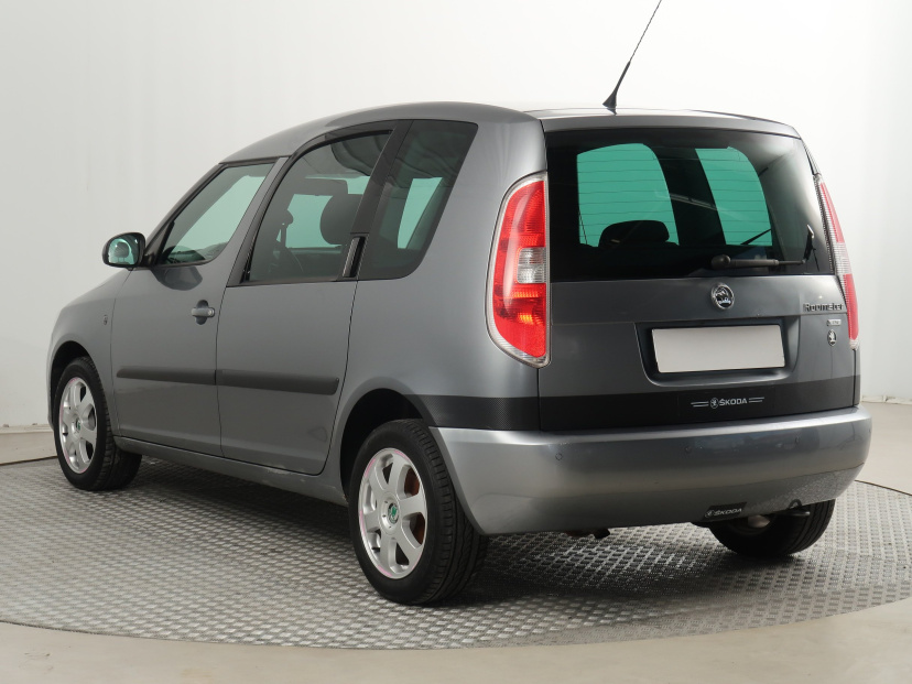 Škoda Roomster, 2011