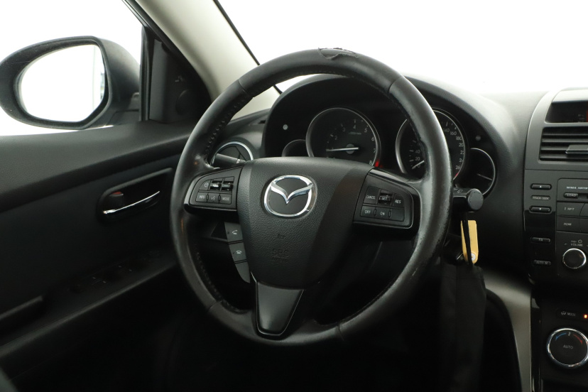 Mazda 6, 2010