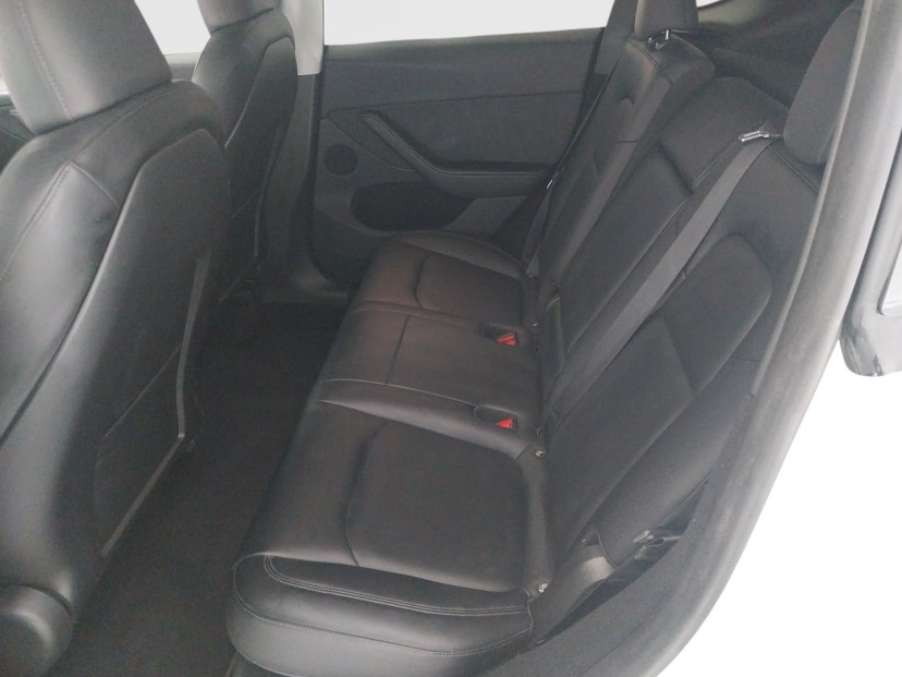 Tesla Model Y, 2023
