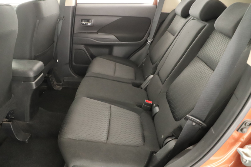 Mitsubishi Outlander, 2012
