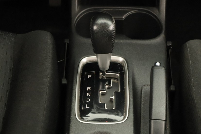 Mitsubishi Outlander, 2012