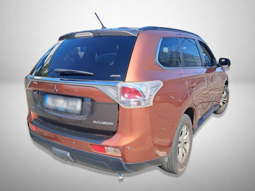 Mitsubishi Outlander, 2012