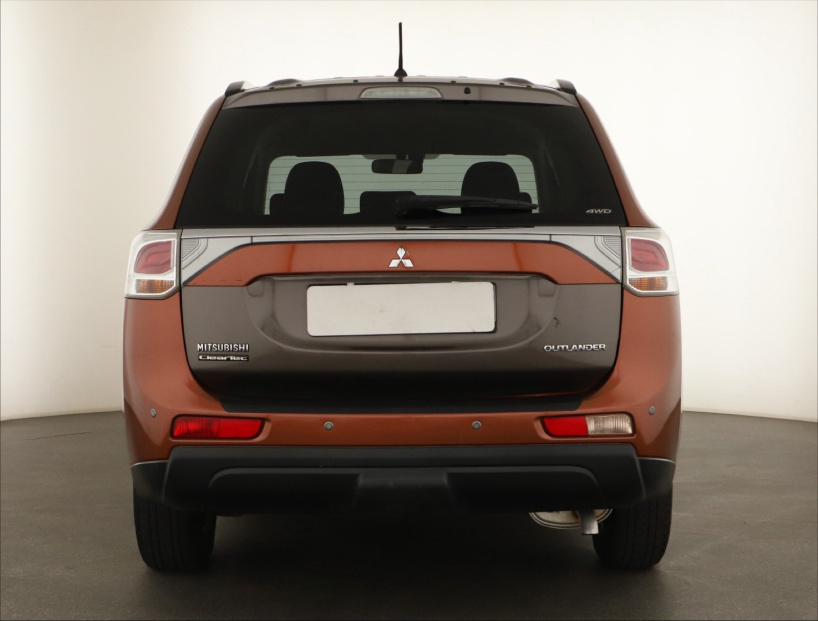 Mitsubishi Outlander, 2012