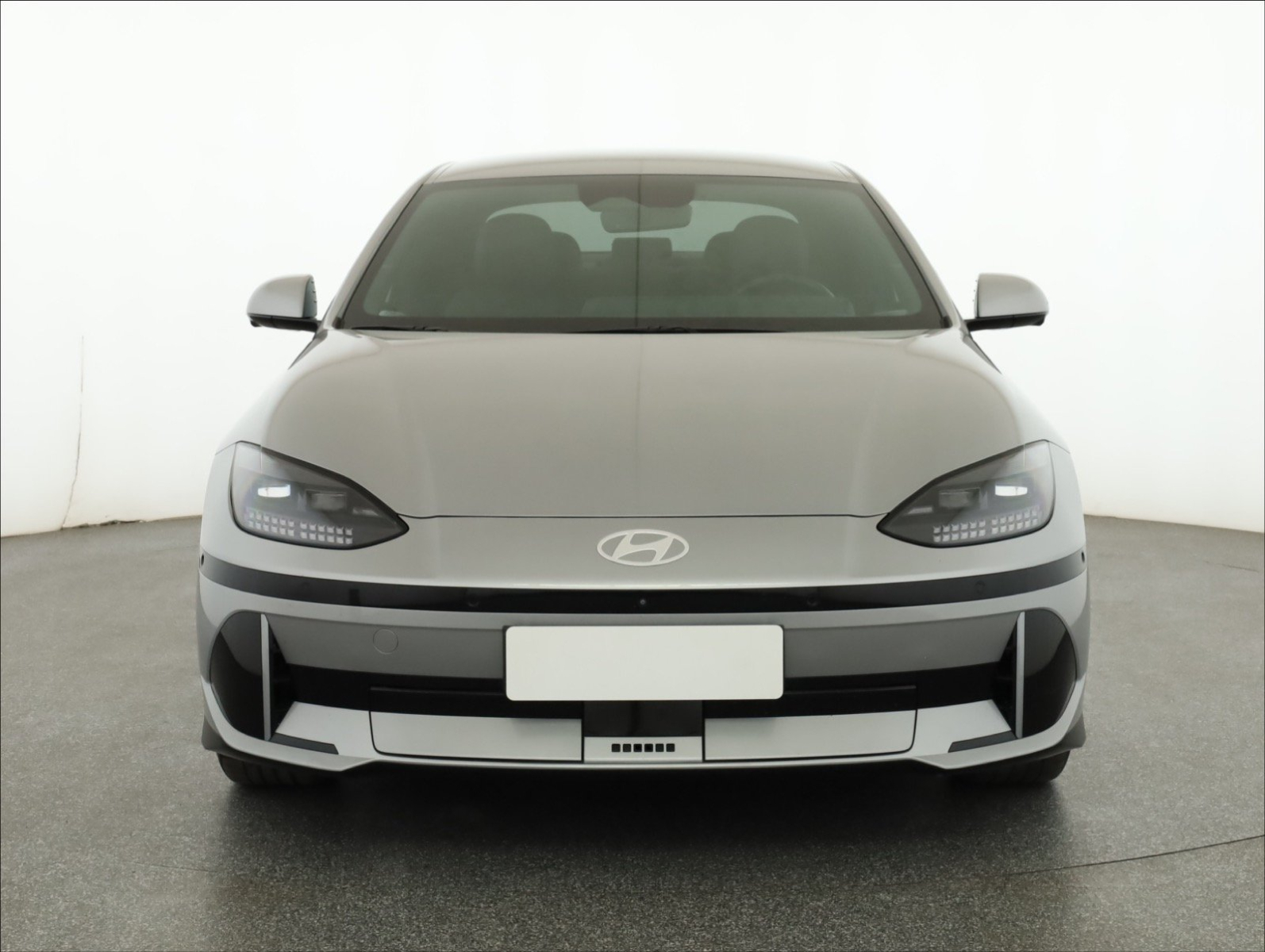 Hyundai Ioniq 6 - 2023