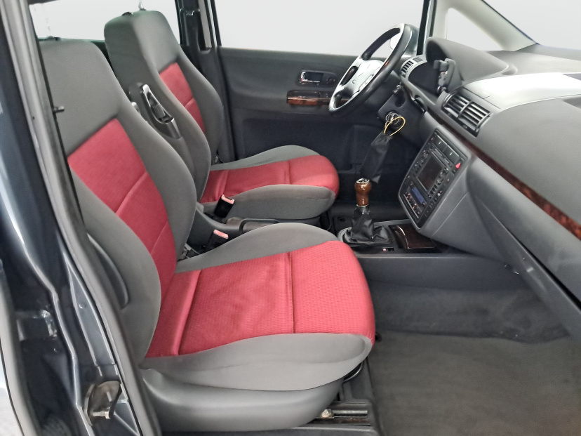 Volkswagen Sharan, 2008