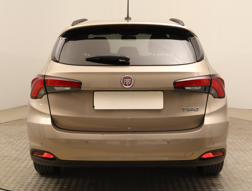 Fiat Tipo, 2018