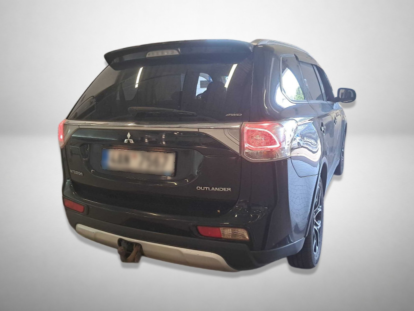 Mitsubishi Outlander, 2015