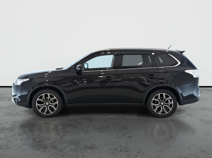 Mitsubishi Outlander, 2015