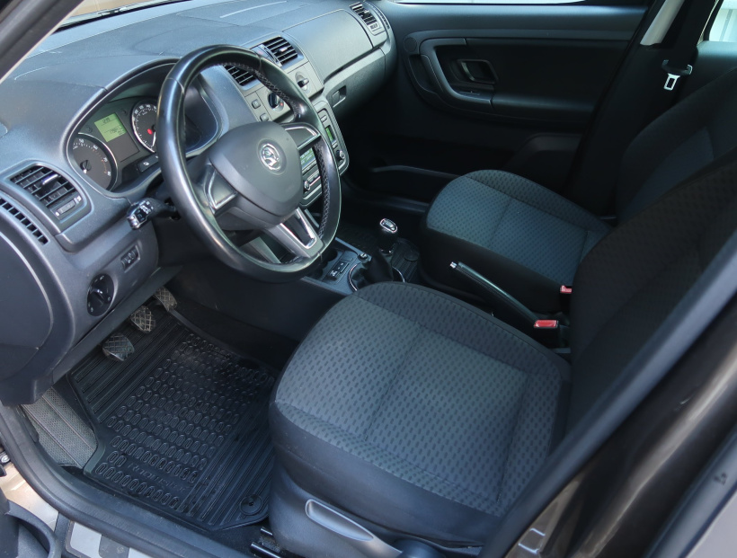 Škoda Roomster, 2015