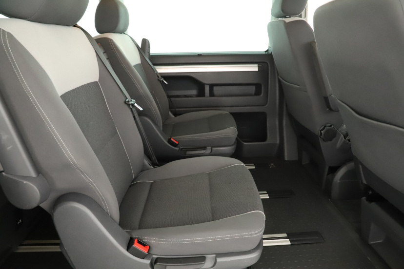 Volkswagen Multivan, 2011
