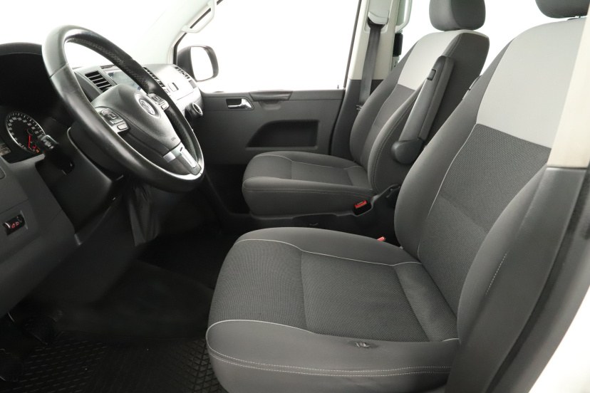 Volkswagen Multivan, 2011
