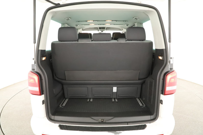 Volkswagen Multivan, 2011