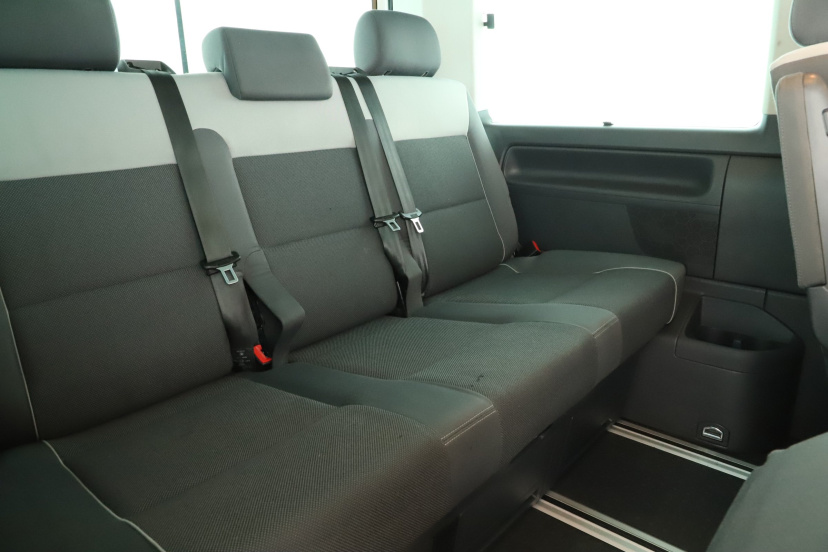 Volkswagen Multivan, 2011