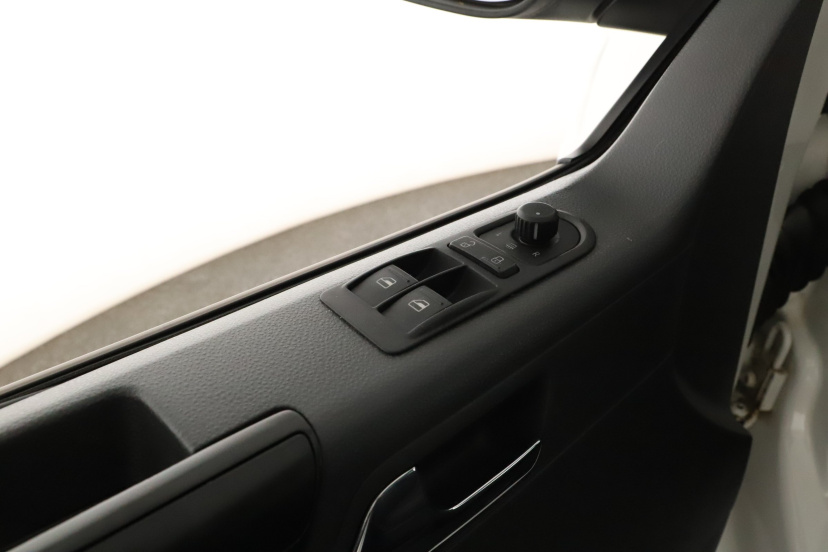 Volkswagen Multivan, 2011