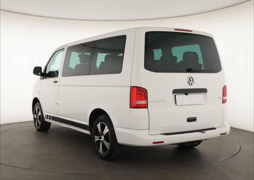 Volkswagen Multivan, 2011