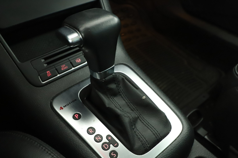 Volkswagen Tiguan, 2010