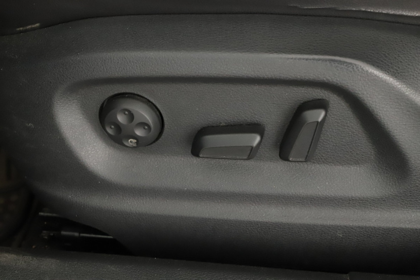Volkswagen Tiguan, 2010