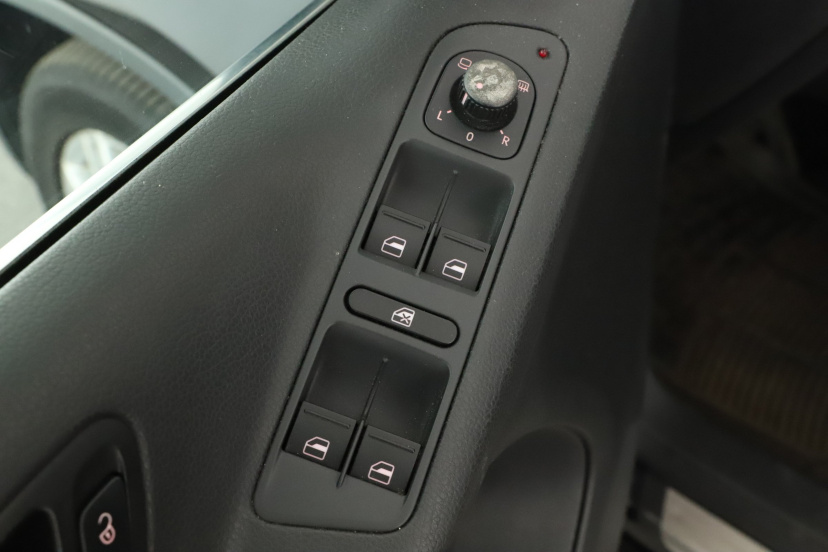 Volkswagen Tiguan, 2010