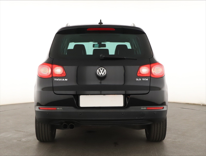 Volkswagen Tiguan, 2010
