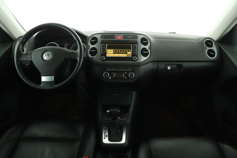 Volkswagen Tiguan, 2010