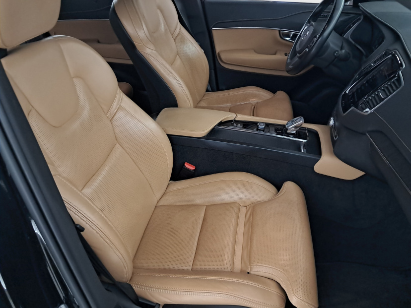 Volvo XC90, 2021