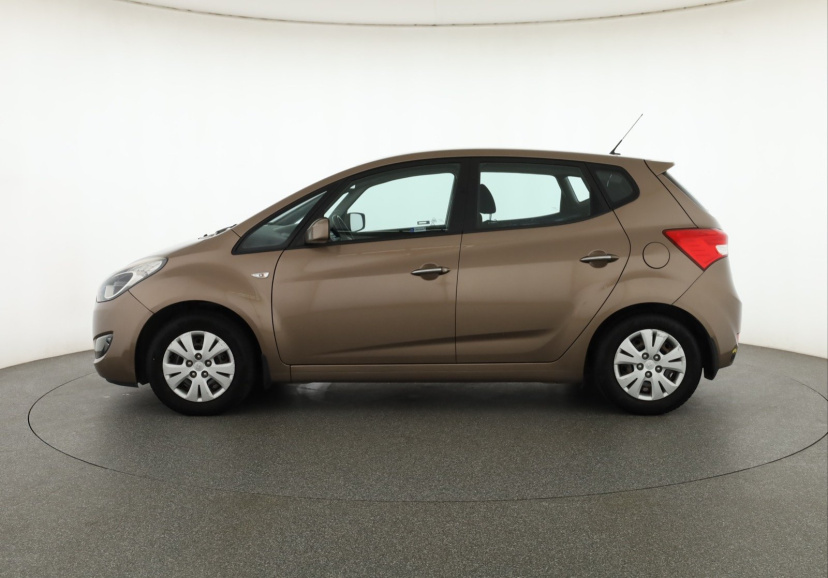 Hyundai ix20, 2013