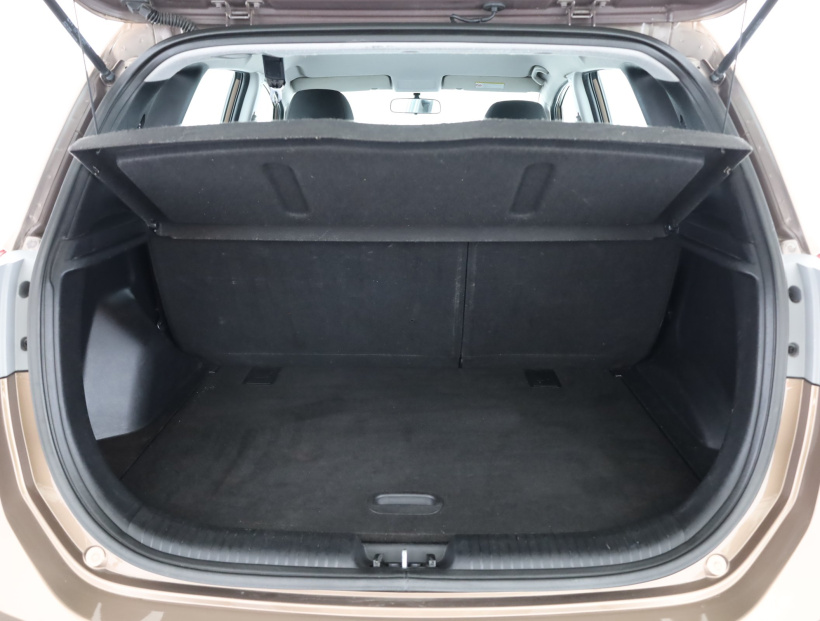 Hyundai ix20, 2013