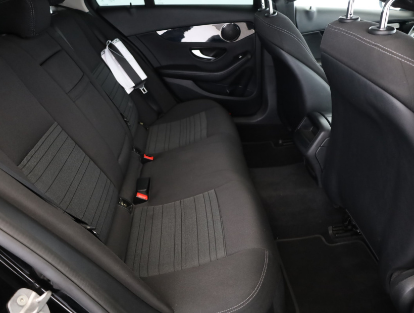 Mercedes-Benz C, 2016